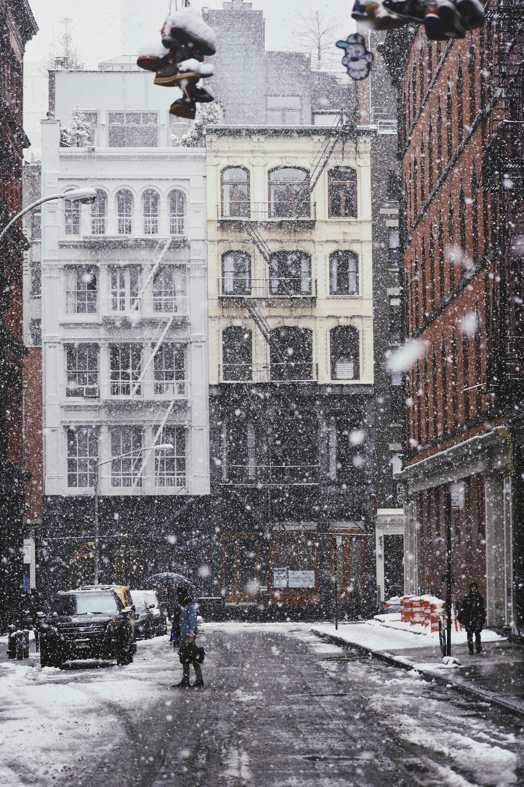 cold snowy NYC streets illustrating the holiday blues